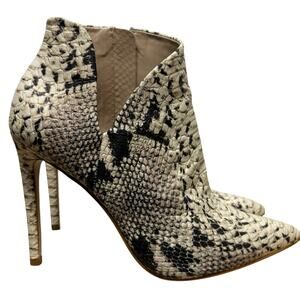 Steve Madden Tan Black Snakeskin Stiletto Bootie 7.5 Side Cut Out Pointed Toe